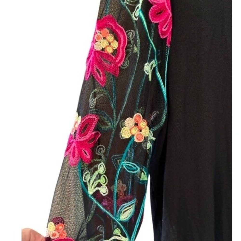 Kim & Cami Embroidered Mesh Sleeve Cardigan Women Small Black New Floral V-Neck - Picture 3 of 7